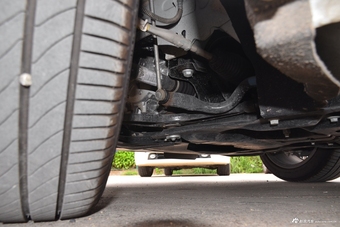 2017款雪铁龙C6 1.8T自动尊贵型