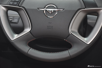 2017款海马M6 1.5T手动豪华型