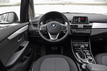 2016款宝马218i 时尚型