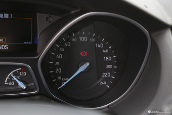 2017款福克斯两厢1.5T自动精英型EcoBoost 180