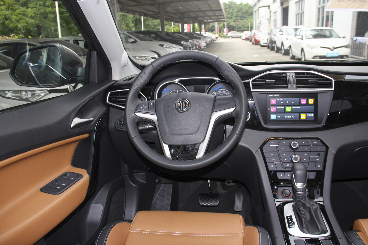 2016款锐腾 1.5T自动inkaNet豪华版