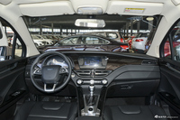 2018款君马S70 1.5T手动标准型