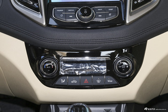 2016款逸动1.6L手动风尚型