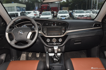 2017款海马M6 1.6L手动运动智能型