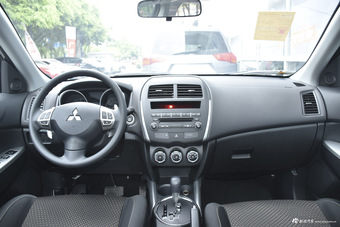 2013款劲炫ASX 2.0L自动四驱尊贵版