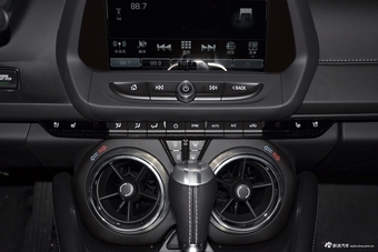 2017款科迈罗2.0T自动RS