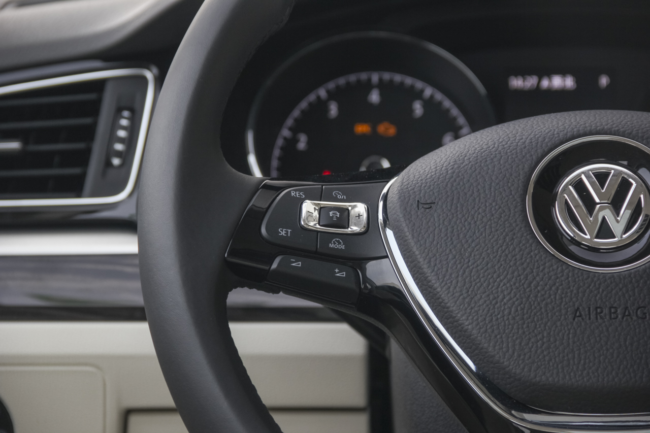 2018款凌渡1.4T自动豪华型280TSI