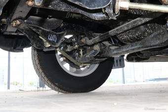 2018款中兴威虎 2.8T柴油国V两驱精英型中双CA4D28C5-1B