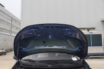 2014款启辰R30 1.2L手动尊享版