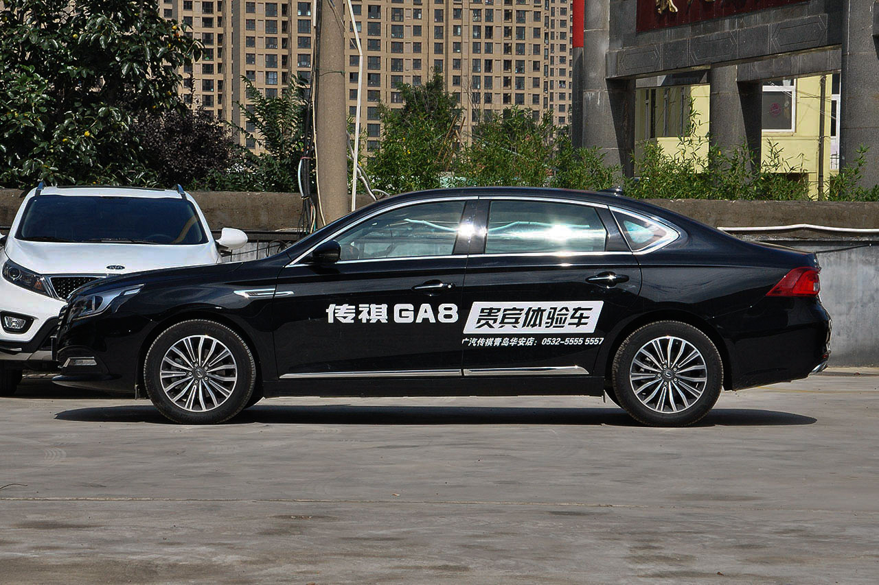 2017款传祺GA8 1.8T 280T自动尊享版