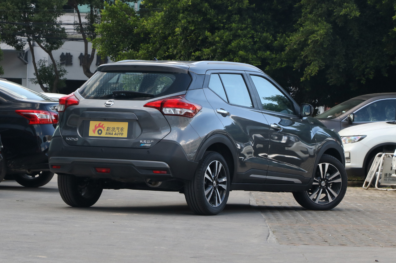 2017款劲客1.5L自动智行版