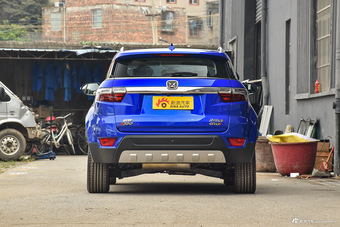 2016款驭胜S330 1.5T自动两驱时尚版