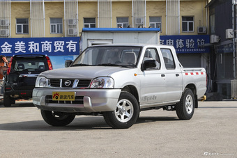 2011款D22皮卡 2.4L手动汽油两驱标准型