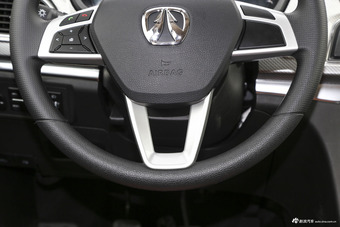 2017款北汽威旺M50F 1.5L手动舒适型