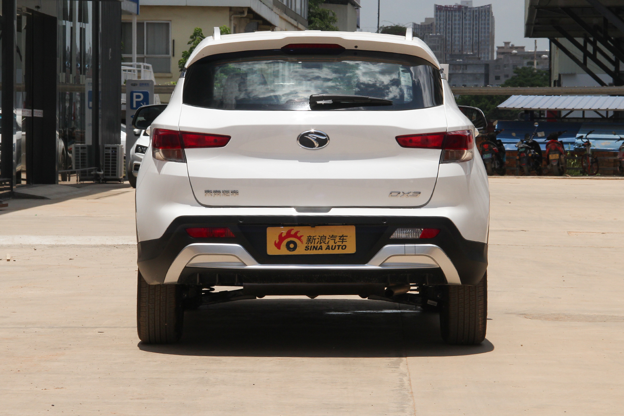 2018款东南DX3 1.5L手动尊贵型