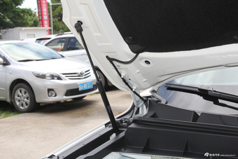 2017款传祺GS7 320T 2.0T两驱豪华智联型