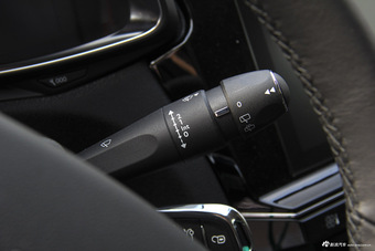 2018款DS 6 1.6T自动30THP致尚型