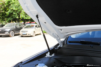 2016款汉腾X7 2.0T自动尊享型