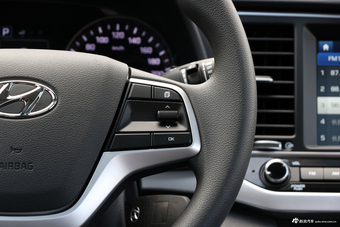 2018款领动 1.6L自动15周年特别版