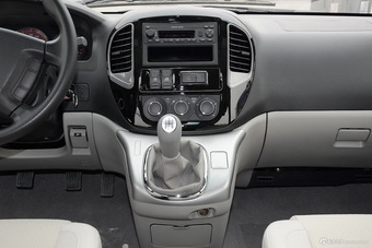 2017款菱智 M3L 2.0L 7座舒适型 