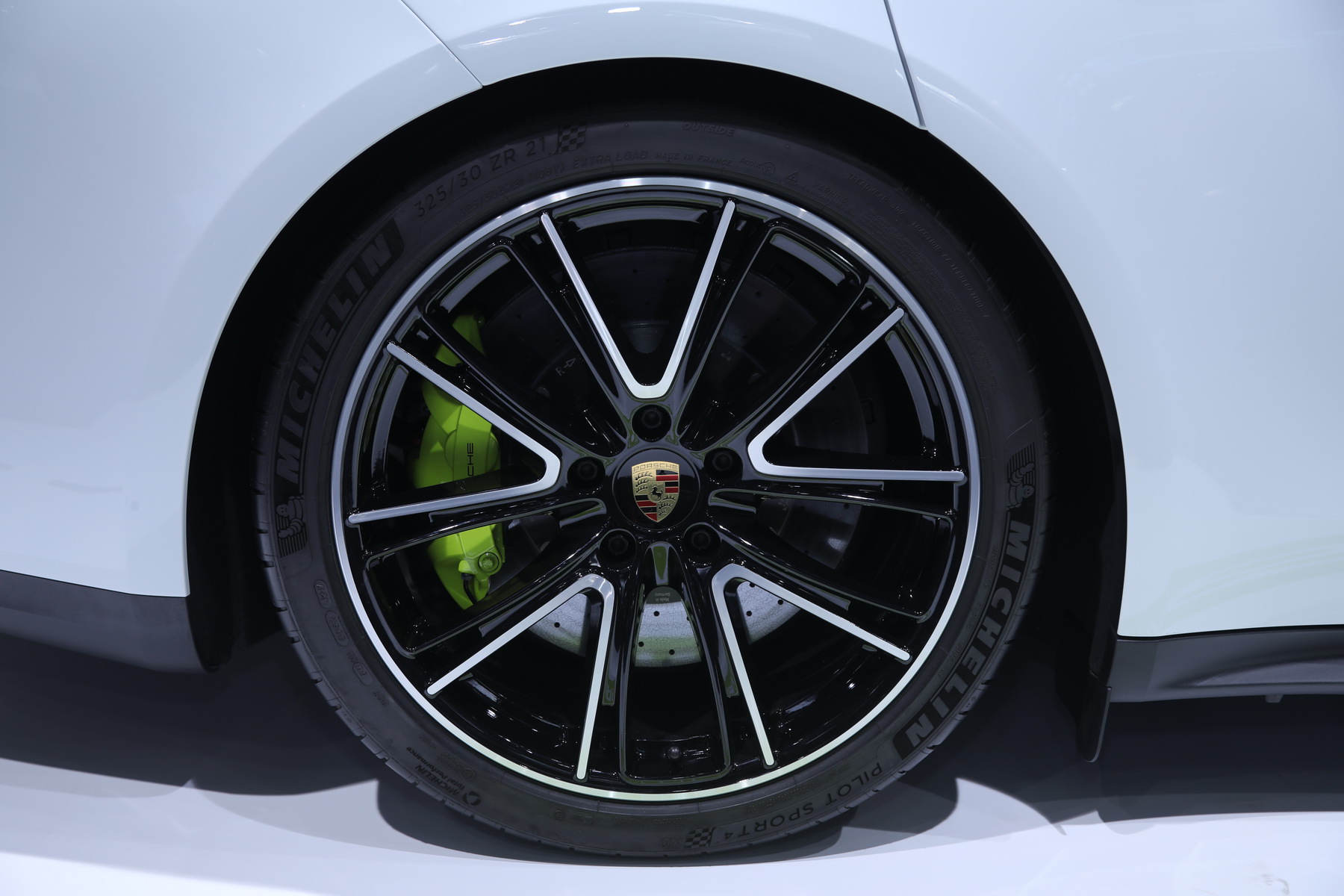 保时捷Panamera Turbo S E-Hybrid Sport Turismo