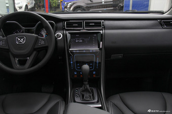 2016款驭胜S330 1.5T自动两驱旗舰版