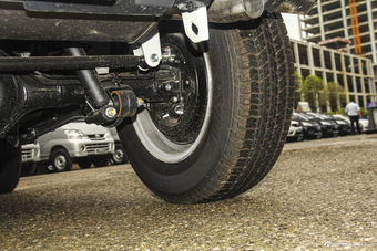 2015款吉姆尼1.3L自动Mode3导航版