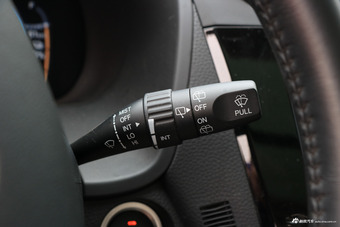 2017款比亚迪唐 全时四驱豪雅型