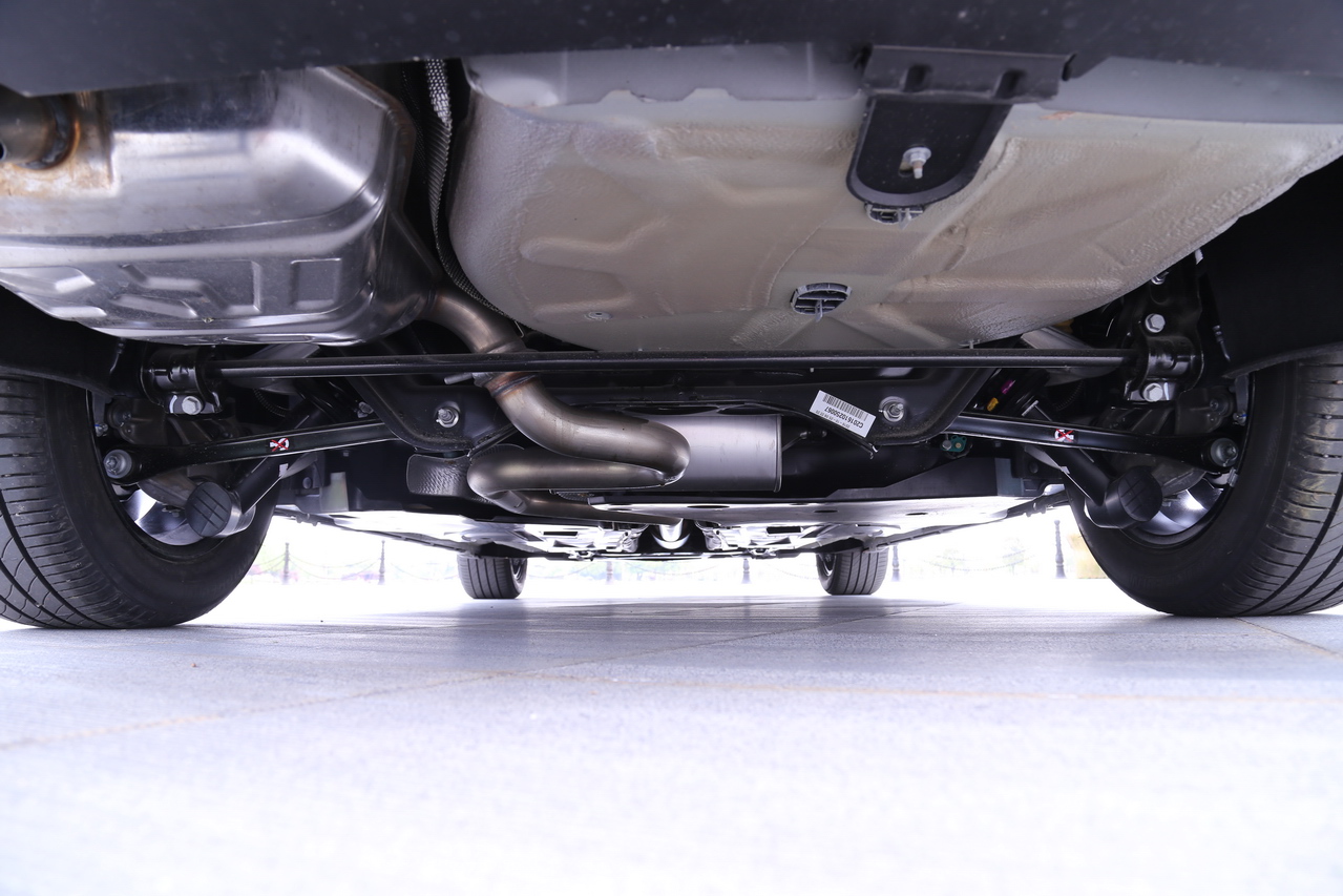 2017款东风雪铁龙C5 顶配版