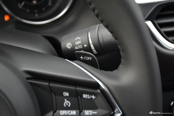 2018款阿特兹2.0L自动蓝天尊贵版