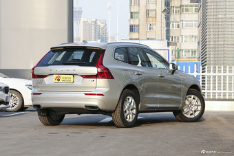 2019款沃尔沃XC60 2.0T自动四驱T5智逸版