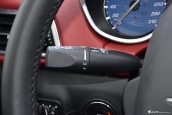 2018款Ghibli 3.0T自动350Hp 标准版