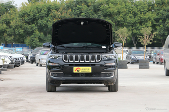 2018款大指挥官2.0T自动四驱臻享版