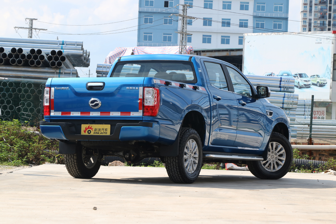 2018款领主2.5T手动柴油两驱豪华型