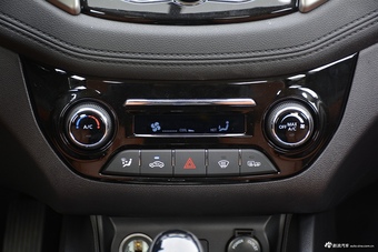 2017款逸动1.6L自动劲领型GDI