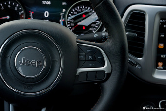 2017款指南者1.4T自动 200T家享版