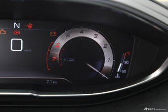 2017款标致4008 1.8T自动380THP精英版