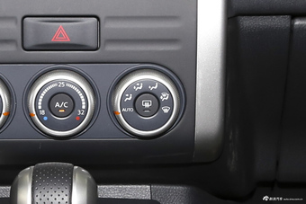 2016款风度MX6 2.0L自动四驱梦想版