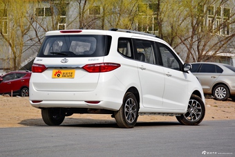 2017款欧尚1.5L手动豪华型