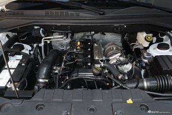 2016款长安CX70 1.6L手动豪华型