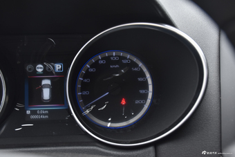 2017款风神AX4 1.6L自动潮尚型