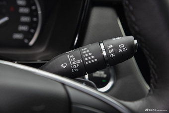 2016款XT5 2.0T自动28T四驱领先型