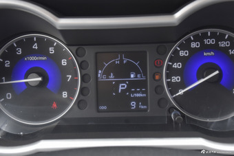 2017款风神AX3领先版1.5L自动致酷型