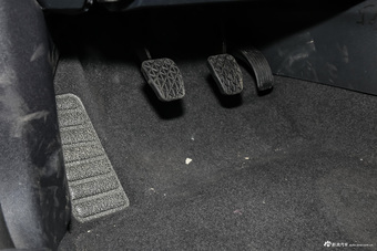 2016款海马M6 1.6L手动舒适型