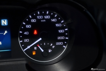 2017款东风风神AX5 1.4T自动趣享型