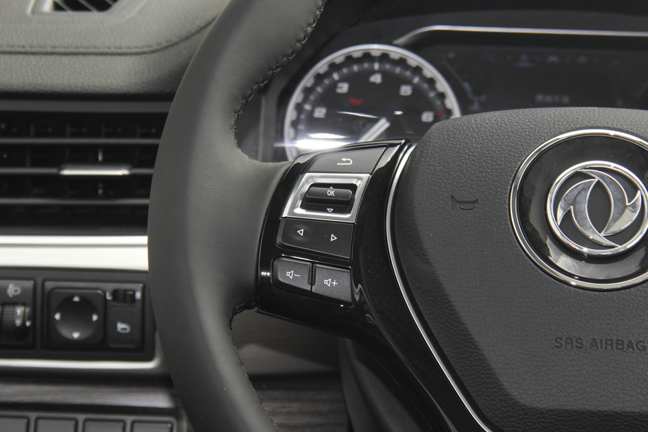 2017款景逸X6 乐享系列1.5T自动豪华型