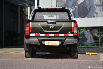 2017款纳瓦拉2.5L手动两驱旗舰版QR25