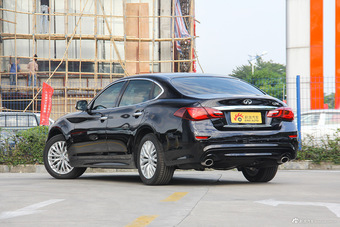 2015款英菲尼迪Q70L 2.5L悦享版