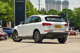 2016款众泰T600 2.0T自动豪华型运动版