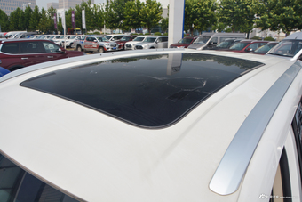 2017上汽大通D90 2.0T自动四驱北极星